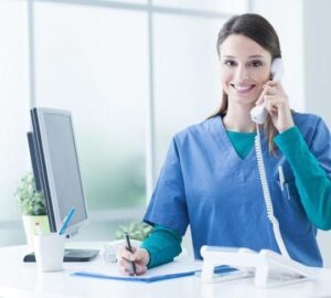 female-receptionist-hospital